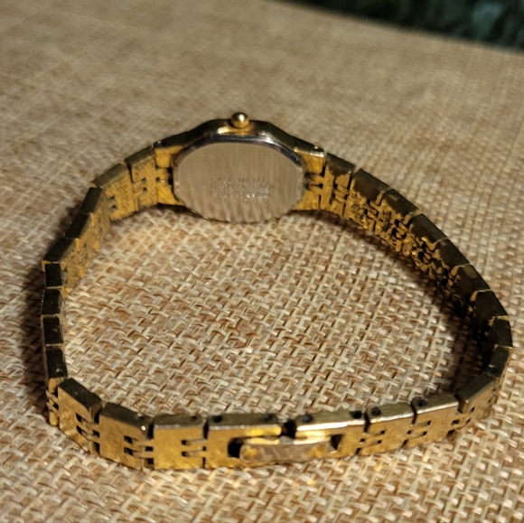 Vintage Seiko Womens Quartz Watch Gold Tone Bracelet - Picture 5 of 7